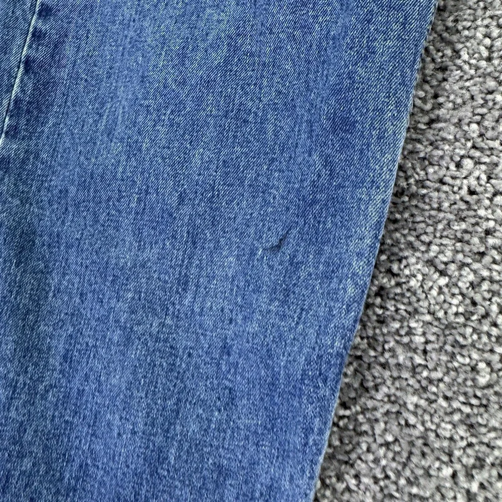 Levis pre owned